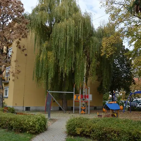 Res Apartment Eger